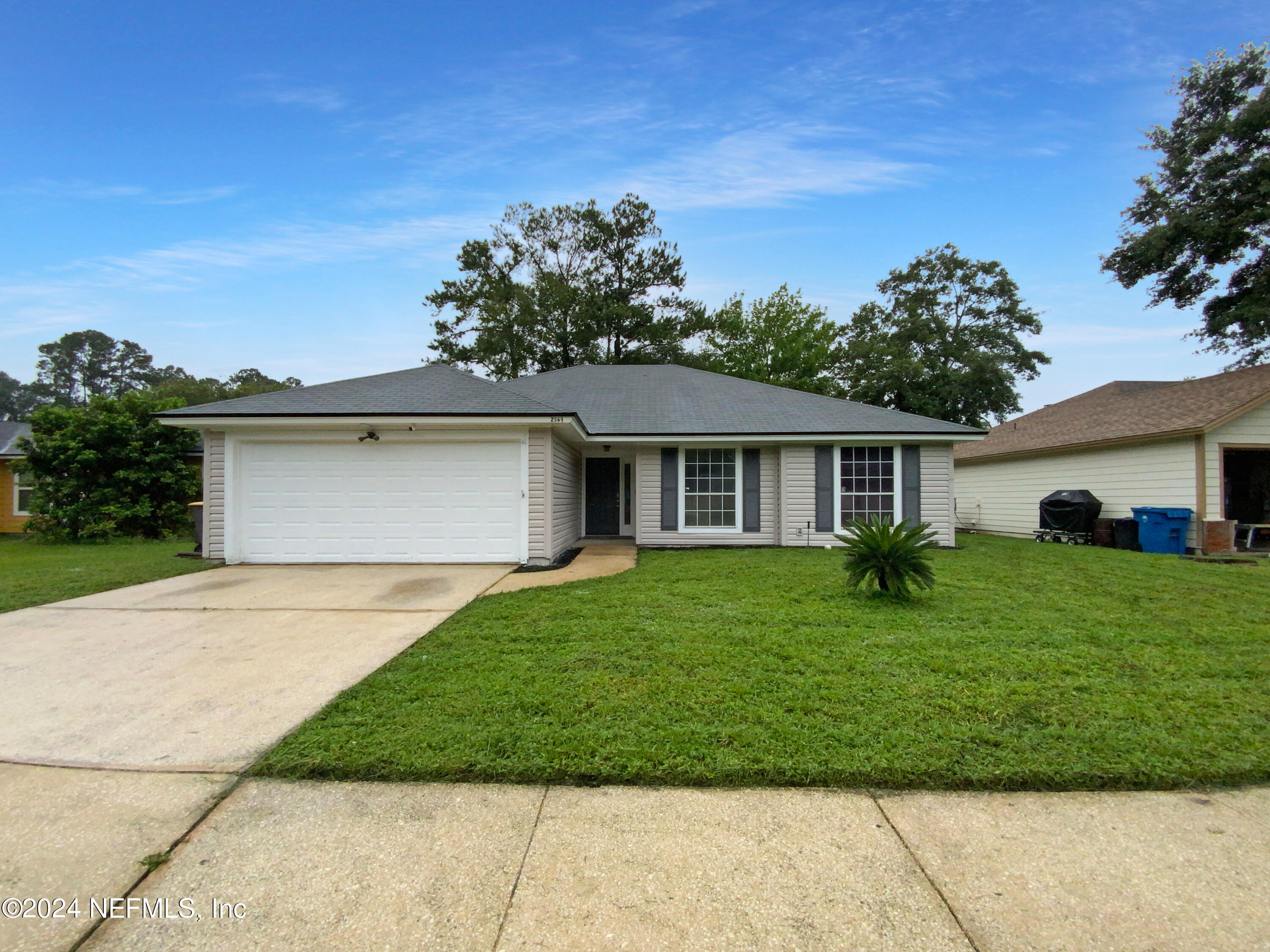 Eiffel Cir, Jacksonville, FL 32210