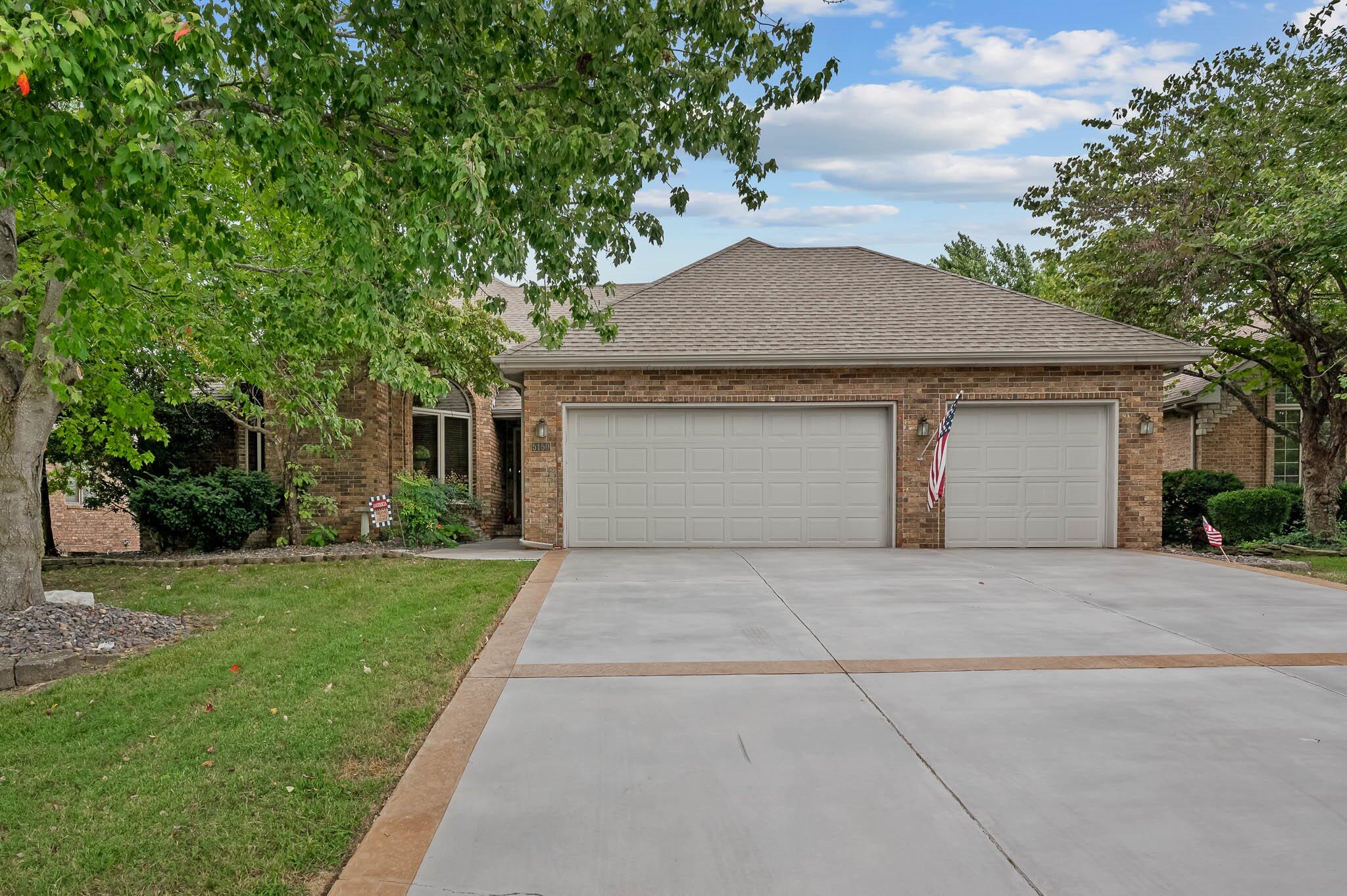Dollison Ave, Springfield, MO 65810
