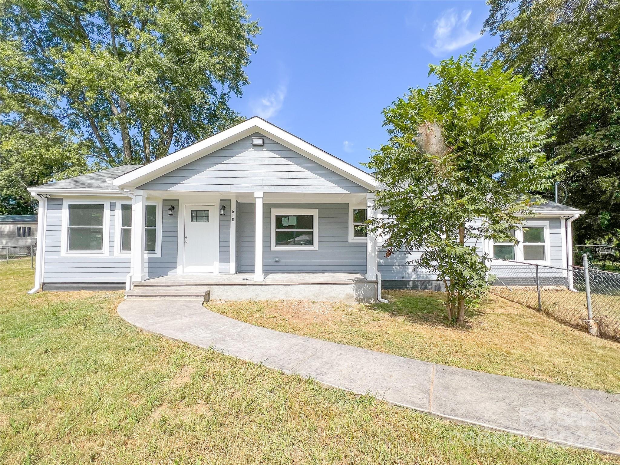 Cedar Dr, Lexington, NC 27292
