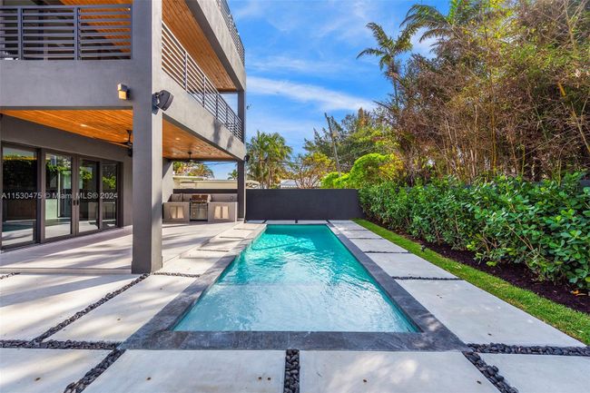 3320 Ne 17th St, House other with 6 bedrooms, 6 bathrooms and null parking in Fort Lauderdale FL | Image 9