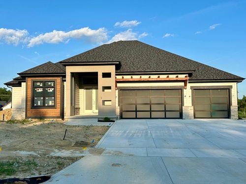 9617 Fescue Dr, Saint John, IN, 46373-0640 | Card Image