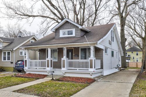 564 E Lewiston Ave, Ferndale, MI, 48220-1476 | Card Image