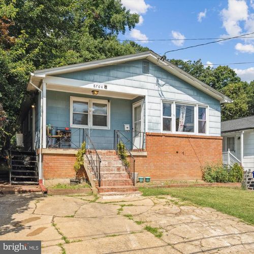 8704 34th Ave, COLLEGE PARK, MD, 20740-4412 | Card Image
