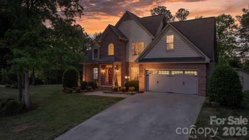 5554 Stillwater Dr, Granite Falls, NC, 28630-8823 | Card Image