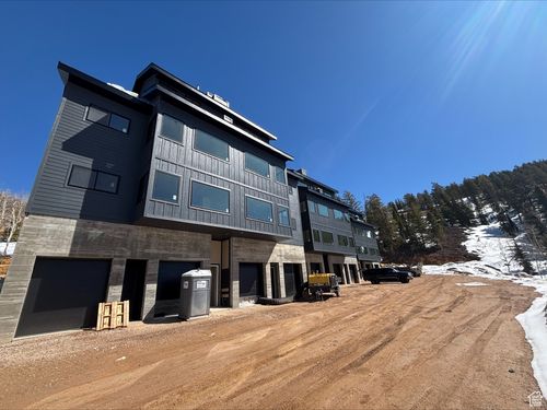 212-6560 N Wolf Creek Dr, Eden, UT, 84310-9117 | Card Image