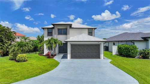 8355 Coral Dr, FORT MYERS, FL, 33967-2639 | Card Image