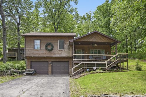 22 Oak Hill Dr, Seneca, MO, 64865-9787 | Card Image