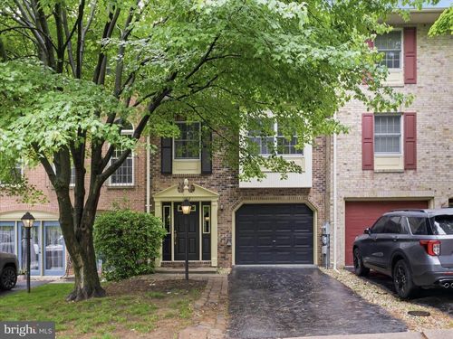 1002 Lindsay Ln, HAGERSTOWN, MD, 21742-4608 | Card Image