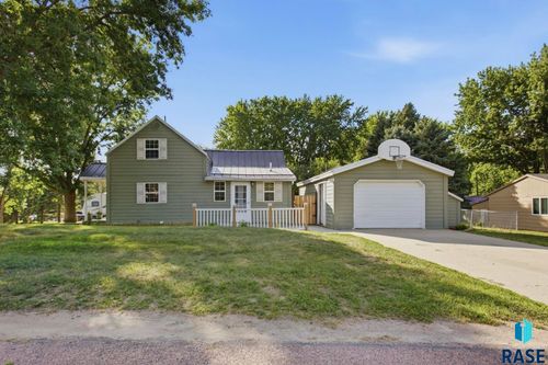 240 Oak Ave Avenue, Baltic, SD, 57003 | Card Image