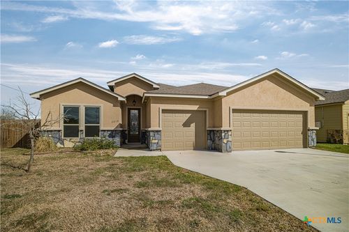 2010 Seguin Ave, Victoria, TX, 77901-3836 | Card Image
