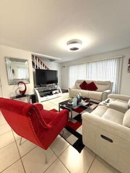 apt-h-217 Foxtail Dr, Greenacres, FL, 33415-6188 | Card Image