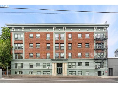 403-1631 Nw Everett St, Portland, OR, 97209-2141 | Card Image