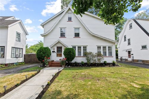 207 Brett Rd, Irondequoit, NY, 14609-5723 | Card Image
