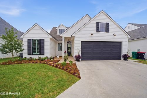 311 Harvest Creek Ln, Lafayette, LA, 70508-5862 | Card Image