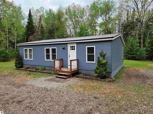 3056 Indian Hill Rd, Honor, MI, 49640-9721 | Card Image