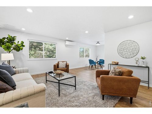 3525 Lakeview Cir, Longmont, CO, 80503-1666 | Card Image