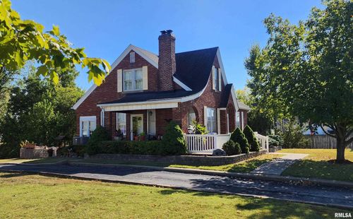 2412 State St, Chester, IL, 62233-1146 | Card Image