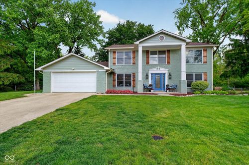 9838 Barth Dr, Zionsville, IN, 46077-9271 | Card Image