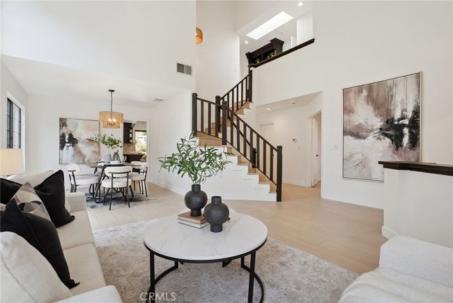 Bright and airy | Image 5