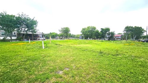 2375 Avenue D, San Leon, TX, 77539 | Card Image