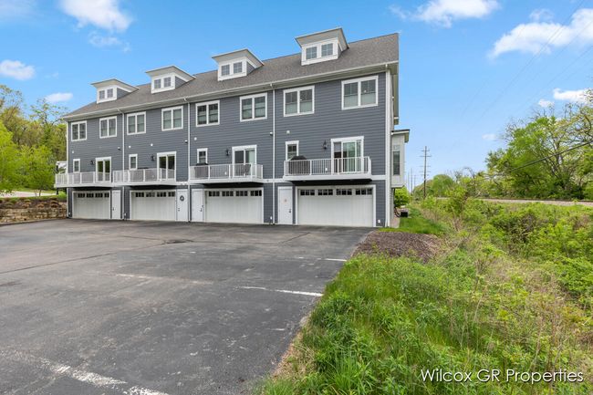 631 Greenslate Dr Se, Condo with 3 bedrooms, 3 bathrooms and null parking in Ada MI | Image 40