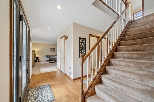 3239 Ridgeway Rd, Greensburg, PA, 15601-3818 | Card Image