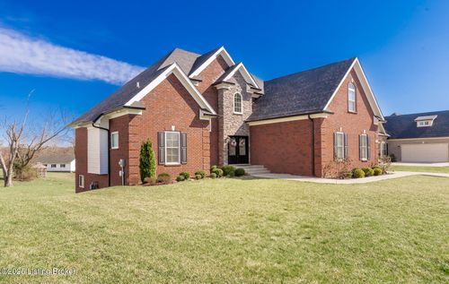 12615 Valley Pine Dr, Louisville, KY, 40299-4184 | Card Image