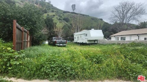 30034 San Martinez Rd, Castaic, CA, 91384-2400 | Card Image