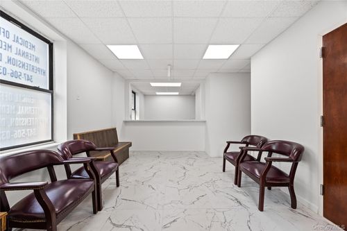 1k-148-09 Northern Blvd, Flushing, NY, 11354-4308 | Card Image