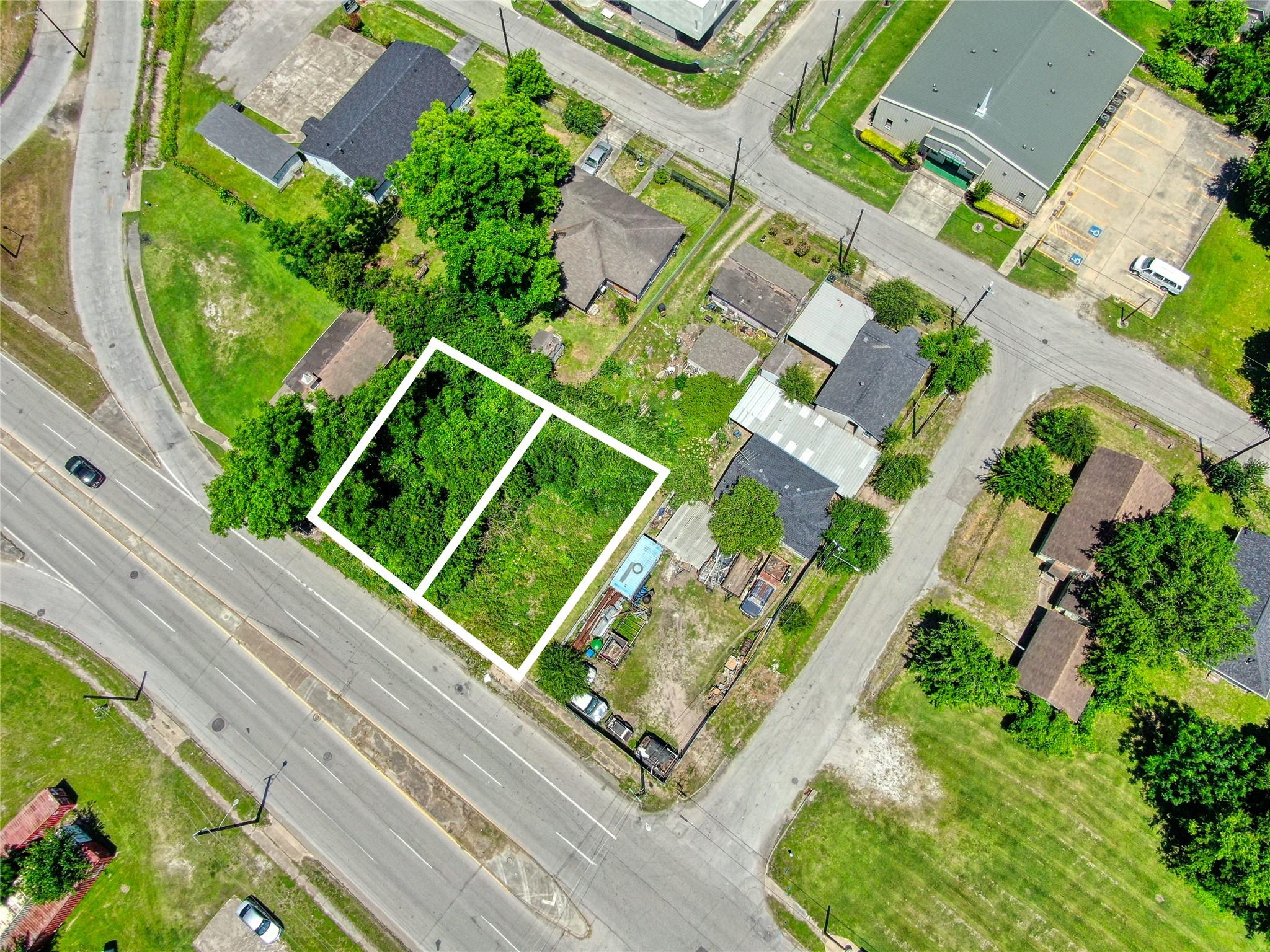 Land in Houston 2