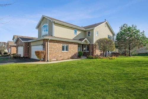 19369 Lisadell Dr, Tinley Park, IL, 60487-4490 | Card Image