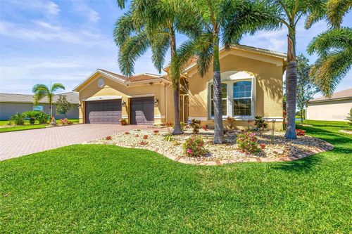 5073 Stone Harbor Cir, WIMAUMA, FL, 33598-4053 | Card Image