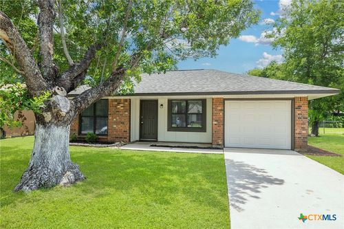 1101 E Avenue O, Belton, TX, 76513-4007 | Card Image
