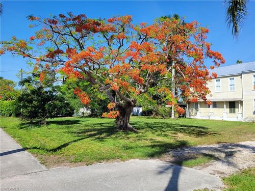 12430 Mcgregor Blvd, Fort Myers, FL, 33919-3144 | Card Image
