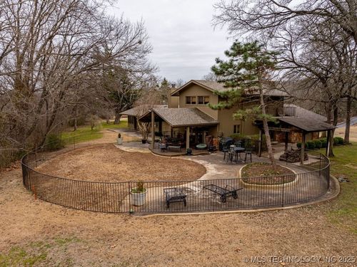 2300 Woodland Springs Drive, Durant, OK, 74701 | Card Image