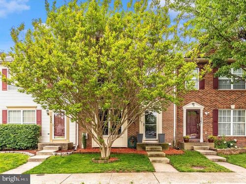6338 Towncrest Ct, FREDERICK, MD, 21703-1832 | Card Image