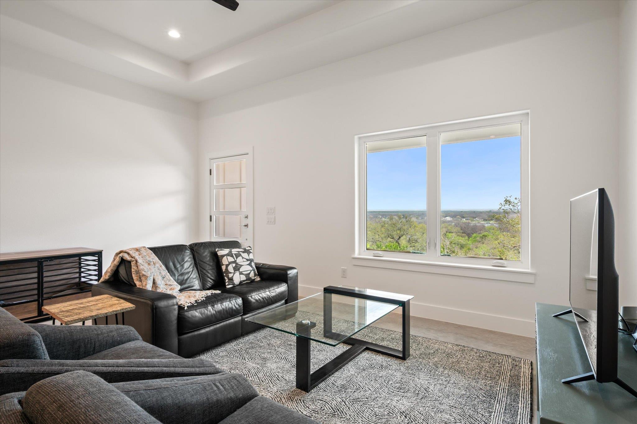 Residential in Horseshoe Bay 3