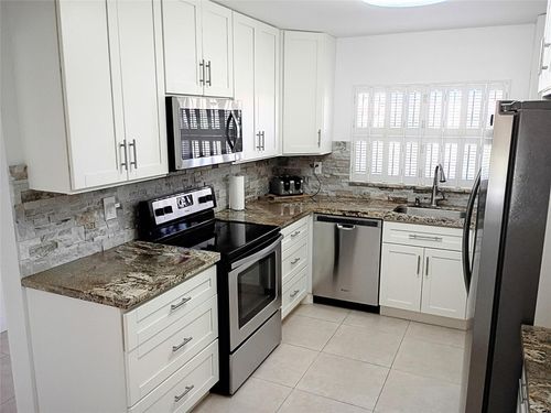 307-9481 Sunrise Lakes Blvd, Sunrise, FL, 33322-1292 | Card Image