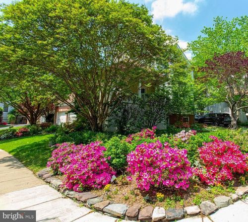 1201 Dartmouth Rd, ALEXANDRIA, VA, 22314-4781 | Card Image
