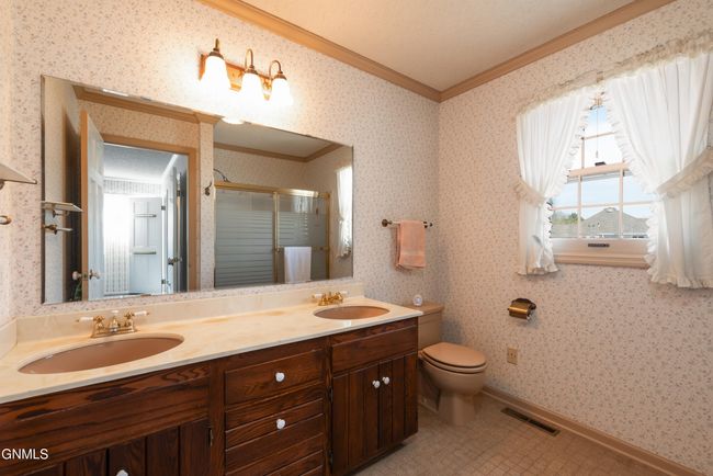 1872 Contessa Dr, House other with 4 bedrooms, 3 bathrooms and null parking in Bismarck ND | Image 27