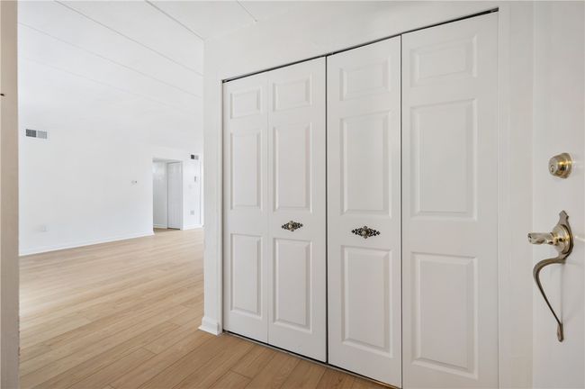 APT-2 - 404 Lexington Ave, Condo with 2 bedrooms, 2 bathrooms and 1 parking in Aspinwall PA | Image 4