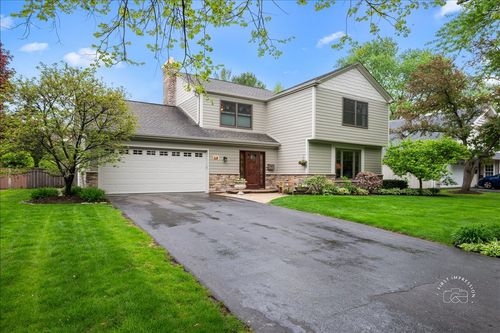 924 Royal Blackheath Ct, Naperville, IL, 60563-2304 | Card Image