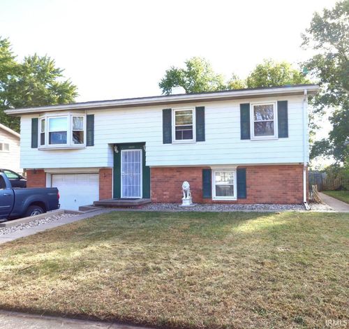 2455 Dogwood Ln, Lafayette, IN, 47905-4932 | Card Image