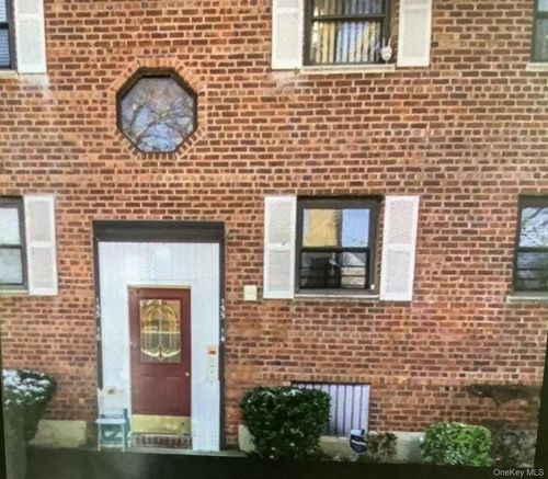 189-79-04 155th Ave, Howard Beach, NY, 11414-1764 | Card Image