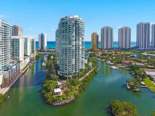 apt-652-16500 Collins Ave, Sunny Isles Beach, FL, 33160-4588 | Card Image