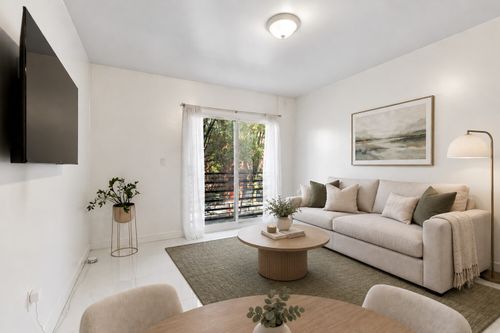 2a-72 Huron St, Brooklyn, NY, 11222-5767 | Card Image