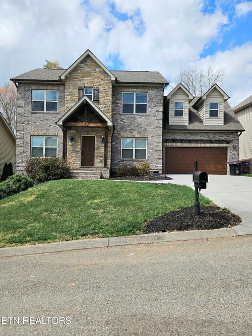 1325 Sloping Hill Ln, Knoxville, TN, 37931-4660 | Card Image