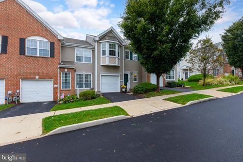 109 Lydia Ln, WEST CHESTER, PA, 19382-8482 | Card Image