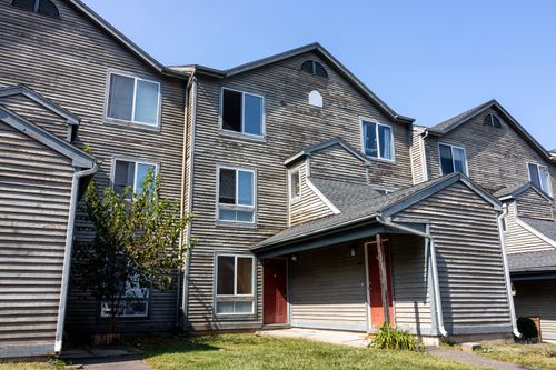 unit-709-1423 Quinnipiac Ave, New Haven, CT, 06513-1746 | Card Image