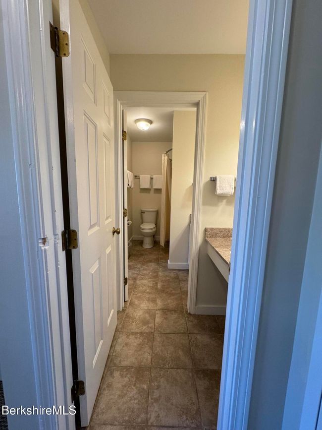 526 - 37 Corey Rd, Condo with 1 bedrooms, 1 bathrooms and null parking in Hancock MA | Image 7